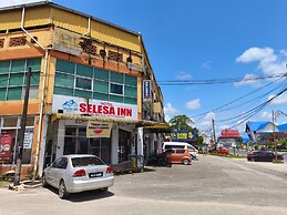 OYO 91139 Selesa Inn
