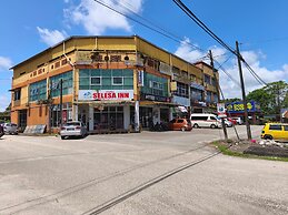 OYO 91139 Selesa Inn