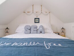 Seahorse Cottage