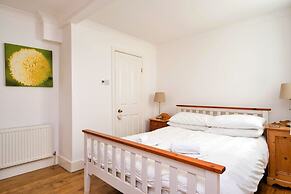 Lodge by River Wye With Private River Access