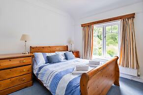 Lodge by River Wye With Private River Access