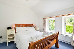 Lodge by River Wye With Private River Access