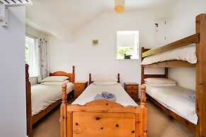 Lodge by River Wye With Private River Access