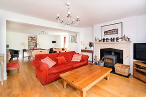 Lodge by River Wye With Private River Access