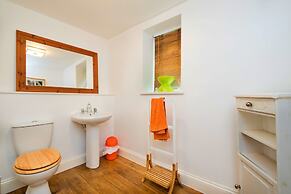 Lodge by River Wye With Private River Access
