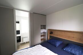 Chalet by Hegermeer With Lake Access