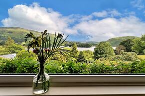 Cottage in Grasmere With Lake Access