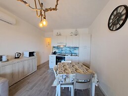 Appartamento Armony With Pool