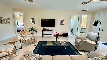 Beachcomber Lodge in Fort Myers Beach