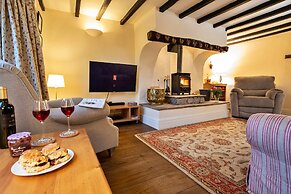 Historical Cottage in Ingleton, No Deposit
