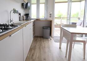 Chalet by Hegermeer With Harbor Access