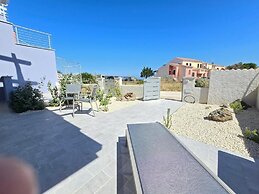 Home Geranio With Private Garden