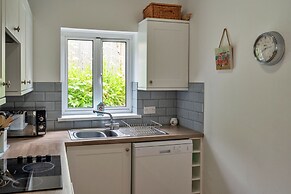 Cottage in Cornwall Near Porth Beach