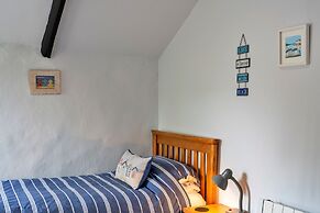 Cottage in Cornwall Near Porth Beach