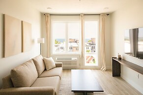 Boardwalk Suites & Residences By Kasa