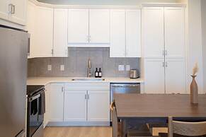 Boardwalk Suites & Residences By Kasa