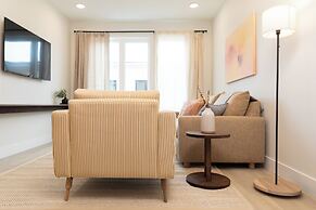 Boardwalk Suites & Residences By Kasa