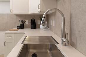 Boardwalk Suites & Residences By Kasa