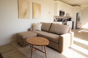 Boardwalk Suites & Residences By Kasa
