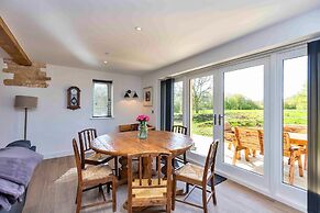 Cottage in Northumberland With Riverside Walk