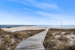 Grand Pointe 313 3 Bedrooms Gulf-front Stunning Views