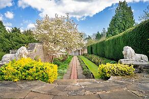 Lodge in Thirsk With Spa & Scenic Trails