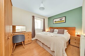 Lodge in Thirsk With Spa & Scenic Trails