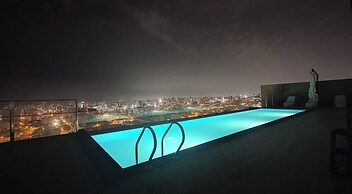 Relax and Work at Miraflores