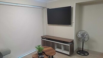 Relax and Work at Miraflores