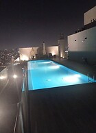 Relax and Work at Miraflores