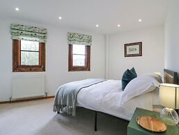 The Round House