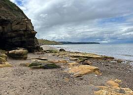 Cottage in Whitby Near Scenic Seafront