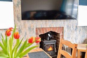 Seaside Getaway in Kinmel Bay, No Deposit
