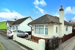 Seaside Getaway in Kinmel Bay, No Deposit