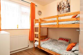 Seaside Getaway in Kinmel Bay, No Deposit
