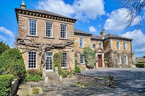 Lodge in Thirsk With Spa & Scenic Trails