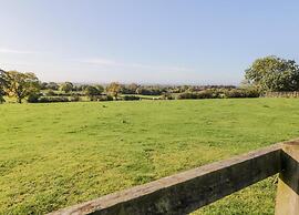 Lodge in Thirsk With Spa & Scenic Trails