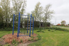 Cabin by Hegermeer With Boat Rentals