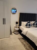 The Signature Cozy Luxury Apartments