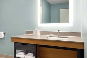 LivSmart Studios By Hilton Kokomo