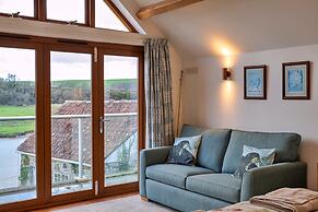 Riverside Home in Devon With Stunning Views