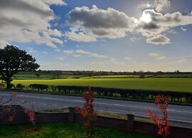 Cottage in Thirsk With Scenic Trails & Spa