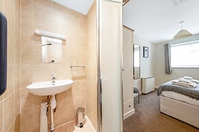 Cottage in Thirsk With Scenic Trails & Spa