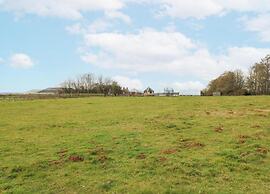 Shepherd's Hut Near Cotswolds & Sky Dive Fun