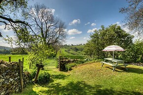 Cottage in Warslow Near Manifold Valley