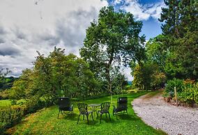 Cottage in Warslow Near Manifold Valley