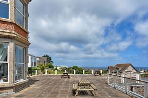 Seaside Apartment With Stunning Views, No Deposit
