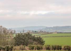 Lodge in Thirsk With Scenic Trails & Spa