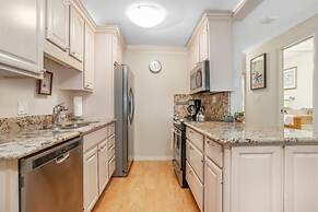 Convenient 2 Bedroom Condo in Vail Near Golden Peak Lift - Walk to Sho