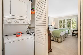 Convenient 2 Bedroom Condo in Vail Near Golden Peak Lift - Walk to Sho